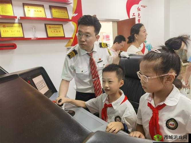 外出佩戴小玩具坐地铁:一种别样的出行体验